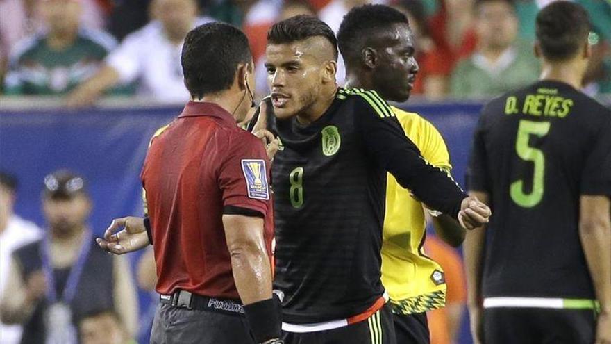 México convoca al centrocampista amarillo Jonathan