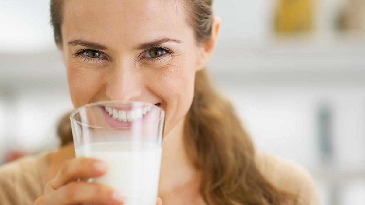 Descubre cuál es la leche más saludable según estudio de la OCU