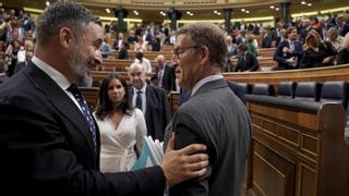 Abascal pide a Feijóo por carta romper cualquier negociación con Sánchez y reforzar los acuerdos de PP y Vox