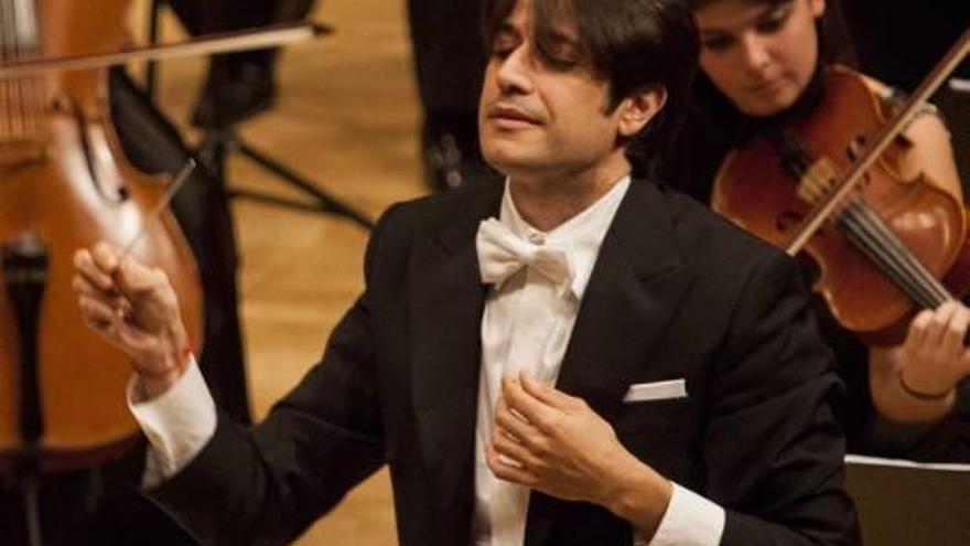 El director de la OJPA, Francisco Maestre, debuta en Palermo con el violinista Mintz