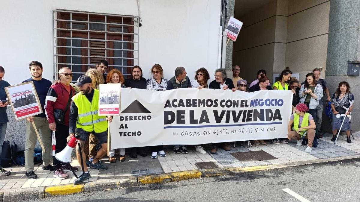 Protestas ante el lanzamiento de Ingenio