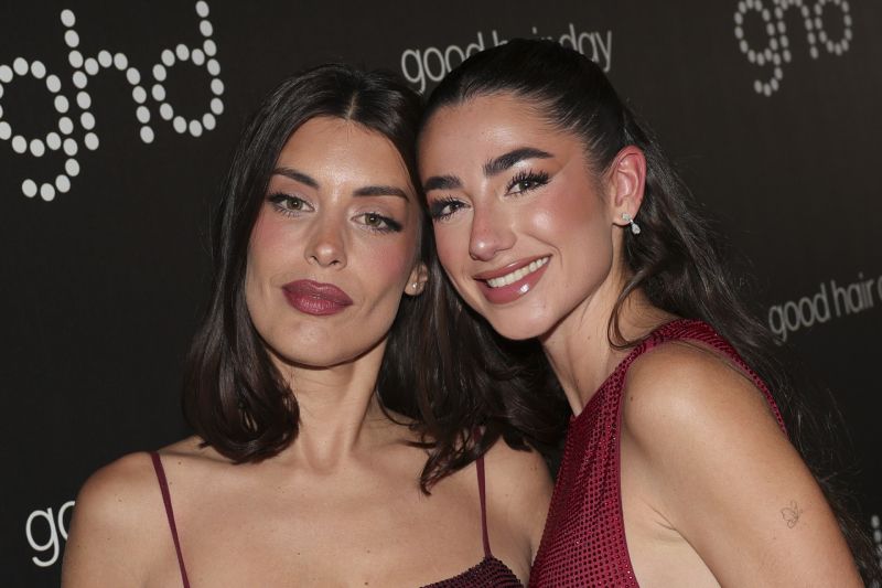 Lola Lolita ganadora de los premios ídolo 2025