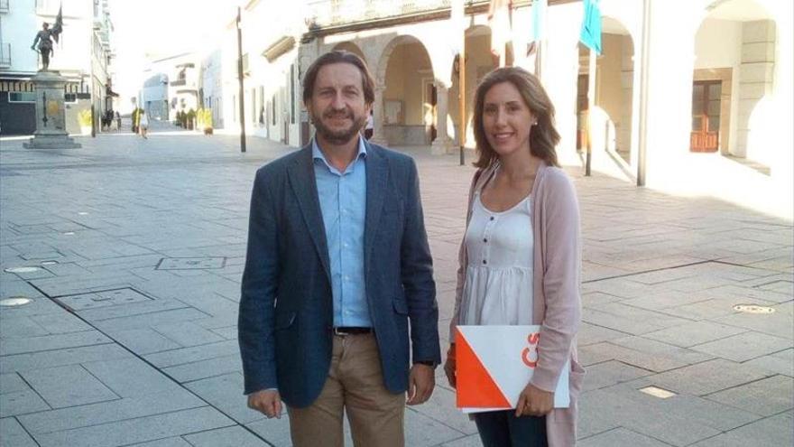 Cs propone un uso más racional de la plaza de España a petición vecinal