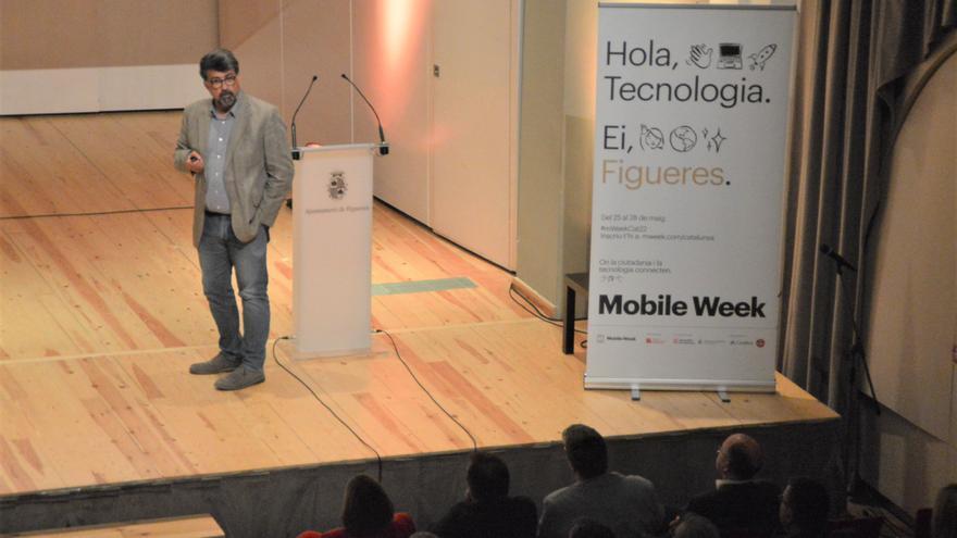 Genís Roca obre la Mobile Week Figueres: &quot;Internet entra en una fase de lluita social&quot;