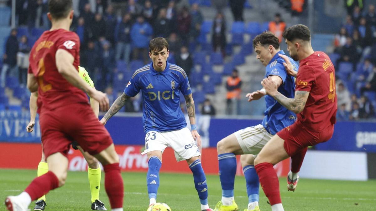 EN IMÁGENES: Así ha sido el duelo entre el Real Oviedo y el Valencia en el Tartiere