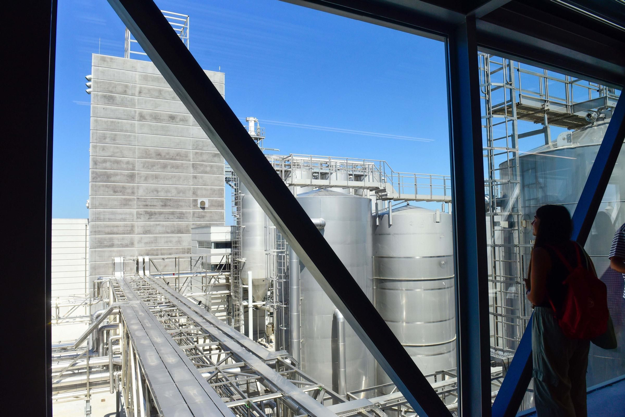 Estrella Galicia estrena 'cocina': visita a las instalaciones de la nueva fábrica en Morás