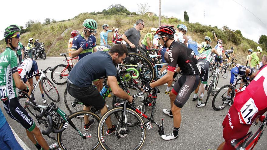 Caída masiva en la décima etapa de la Vuelta