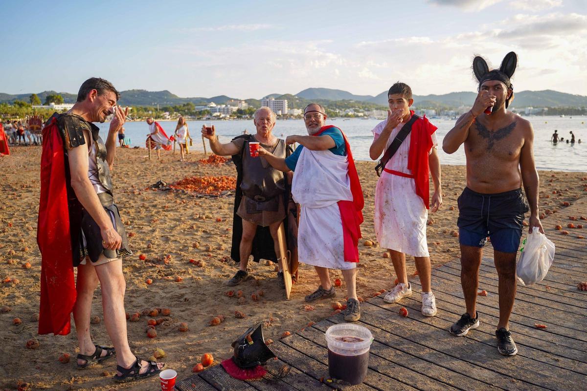 ¡Búscate en las fotos de la Fiesta de Cartagineses y Romanos de Sant Antoni 2023!
