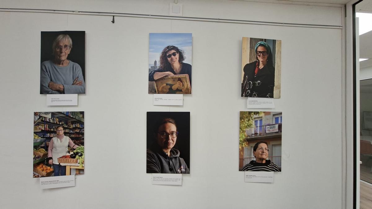 Isabel Codina, Gemma Pla, Carme Puigdevall, Maria Carmen Jimenez, Anna Cornellà i Adela Caamaño.