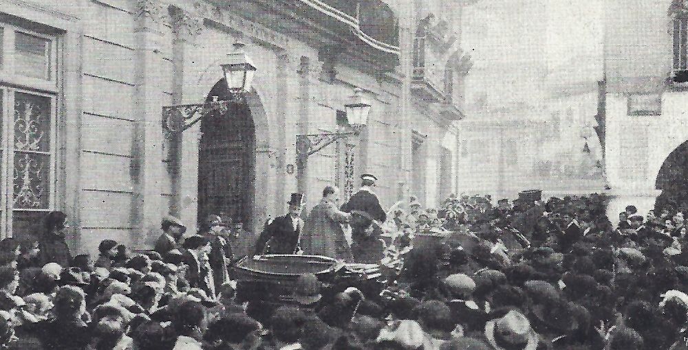 Entierro del naufragio Santa Isabel, de 1911.jpg