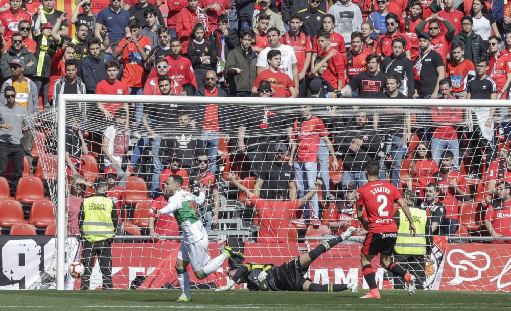 El Elche se lleva un valioso punto de Son Moix