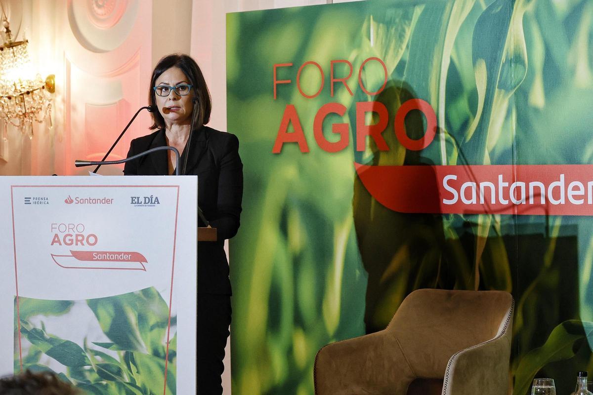 La directora Territorial de Santander en Canarias, Beatriz Martínez.