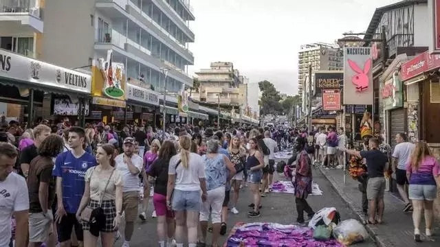 Ex-Kellner packt aus: Schwarzgeldsystem in Bierlokal in der Schinkenstraße