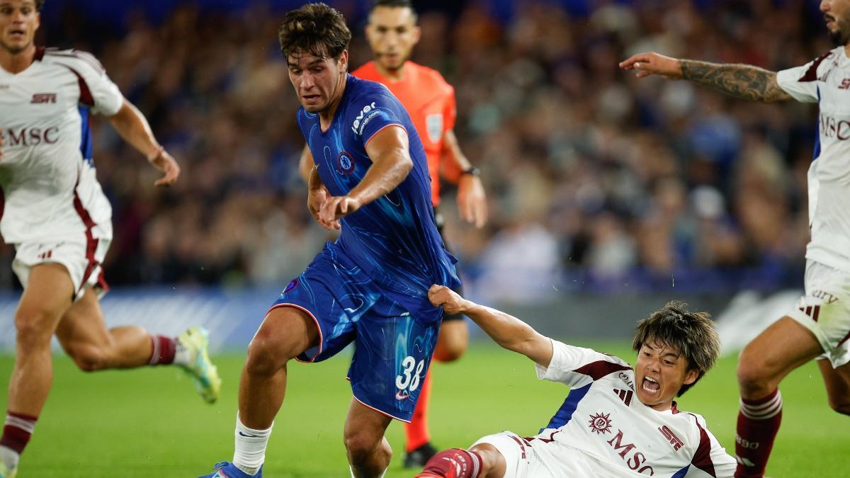 Marc Guiu, durante el Servette - Chelsea de la fase previa de la Conference League