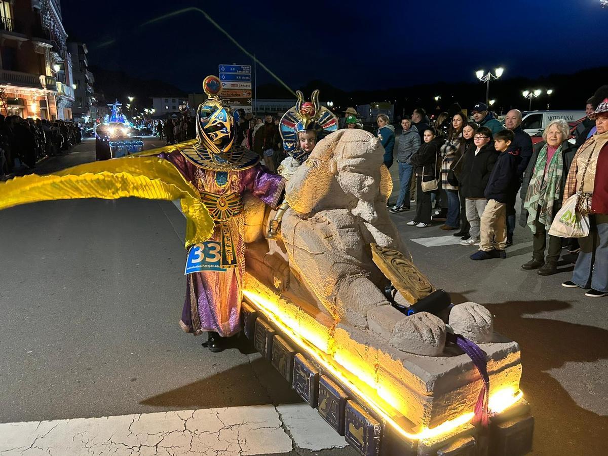 El Carnaval llena Ribadesella hasta los topes: las imágenes El Carnaval llena Ribadesella hasta los topes: las imágenes