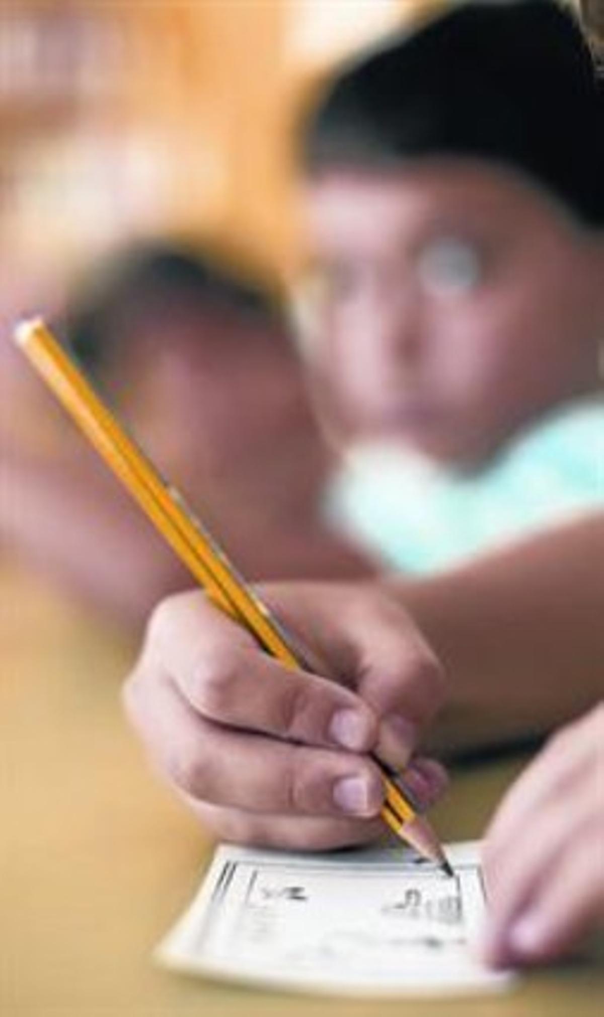 Alumnes de primària en un centre de la ciutat de Barcelona. Alumnes de primària en un centre de la ciutat de Barcelona.
