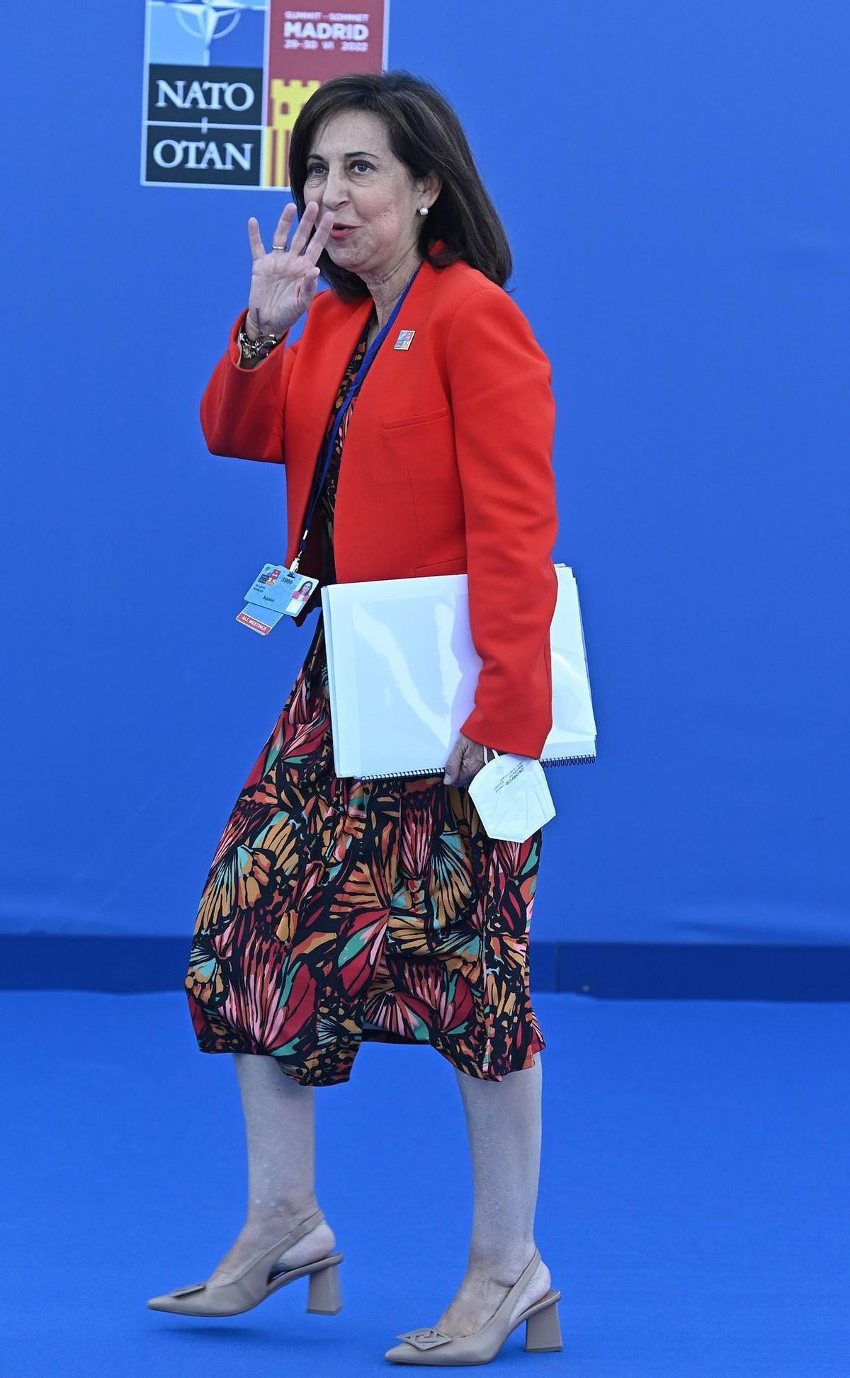 MADRID, 29/06/2022.- La ministra de Defensa, Margarita Robles, a su llegada a la primera jornada de la cumbre de la OTAN que se celebra este miércoles en el recinto de Ifema, en Madrid. EFE/Fernando Villar