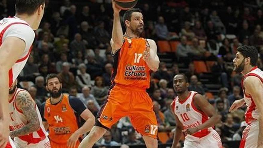 El Baskonia es manté viu i deixa gairebé fora el València