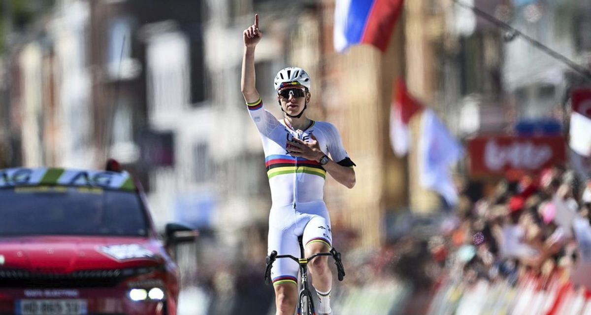 Pogacar conquereix la quarta Lieja i Blasi torna a brillar