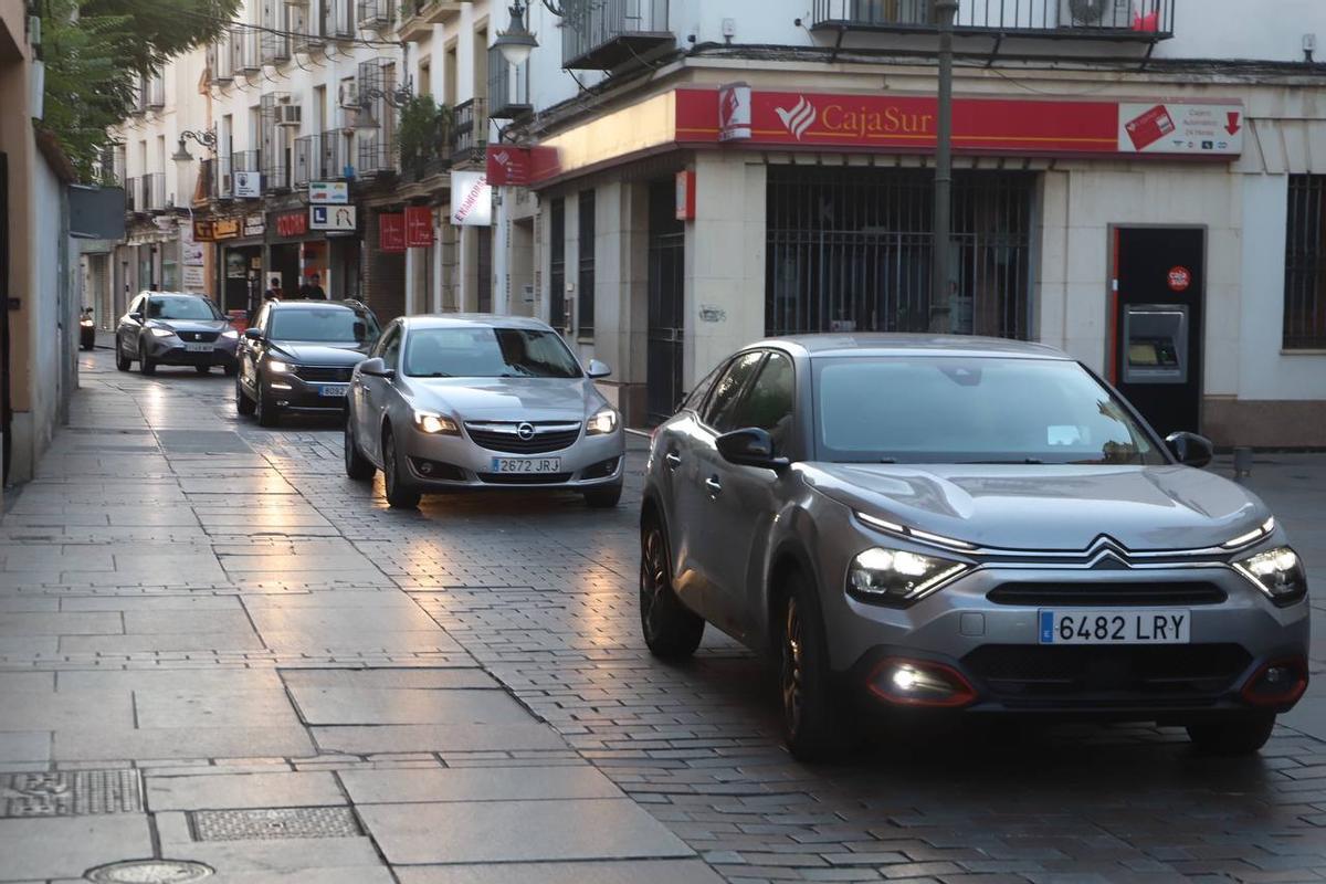 Comienza el corte al tráfico de la calle Alfaros por las obras de remodelación