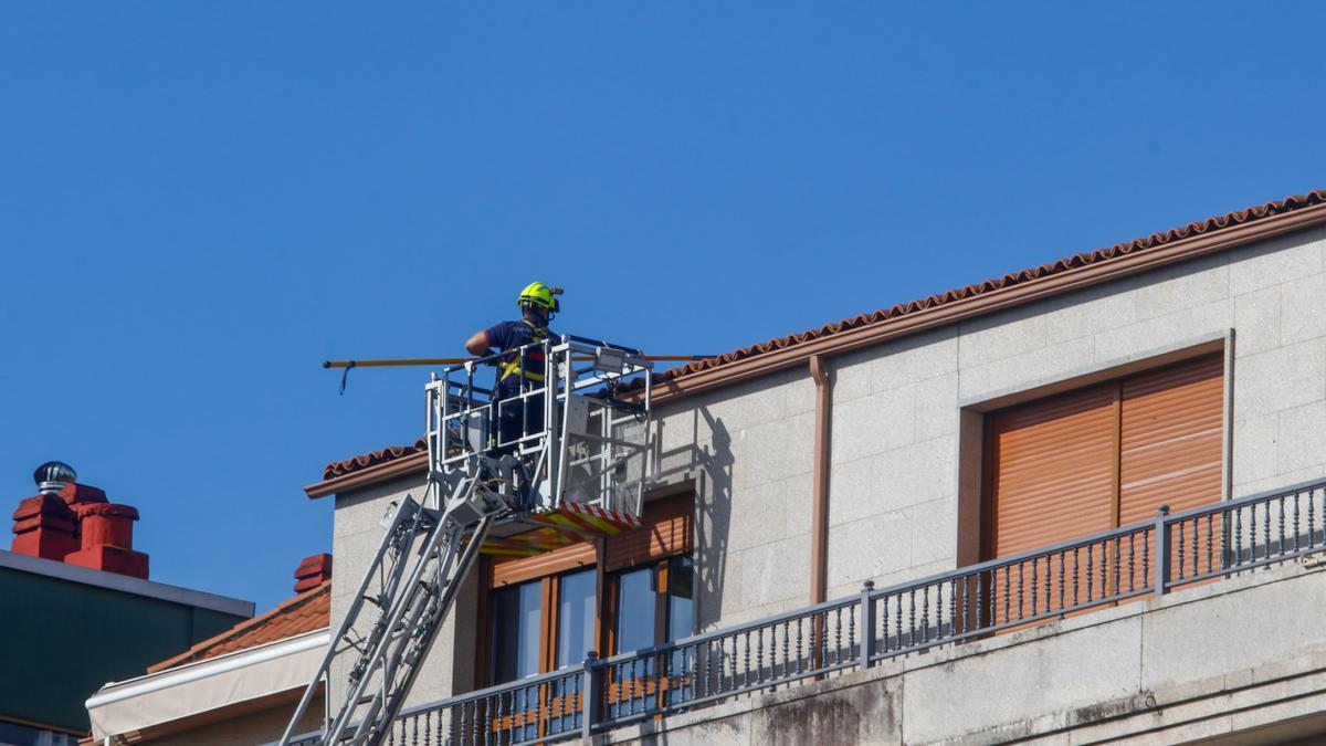 Inspección de las cubierta del inmueble