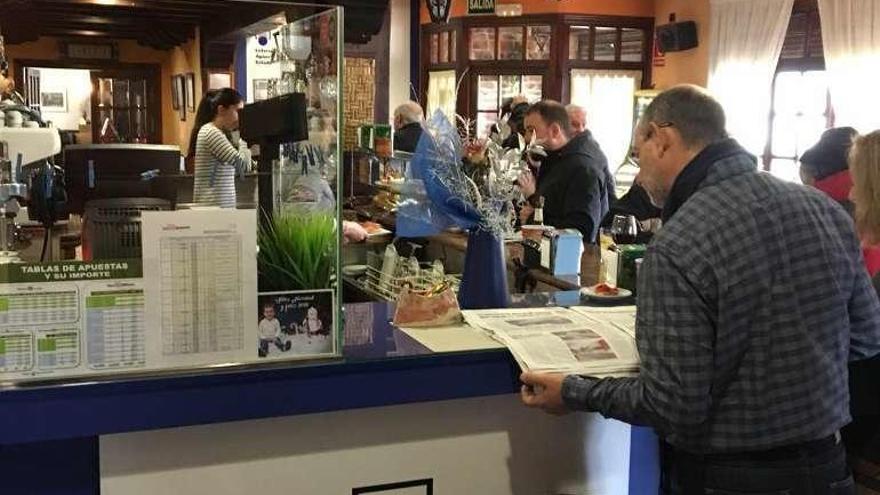 Administración de loterías en Casa Matellán, afectada por el corte.