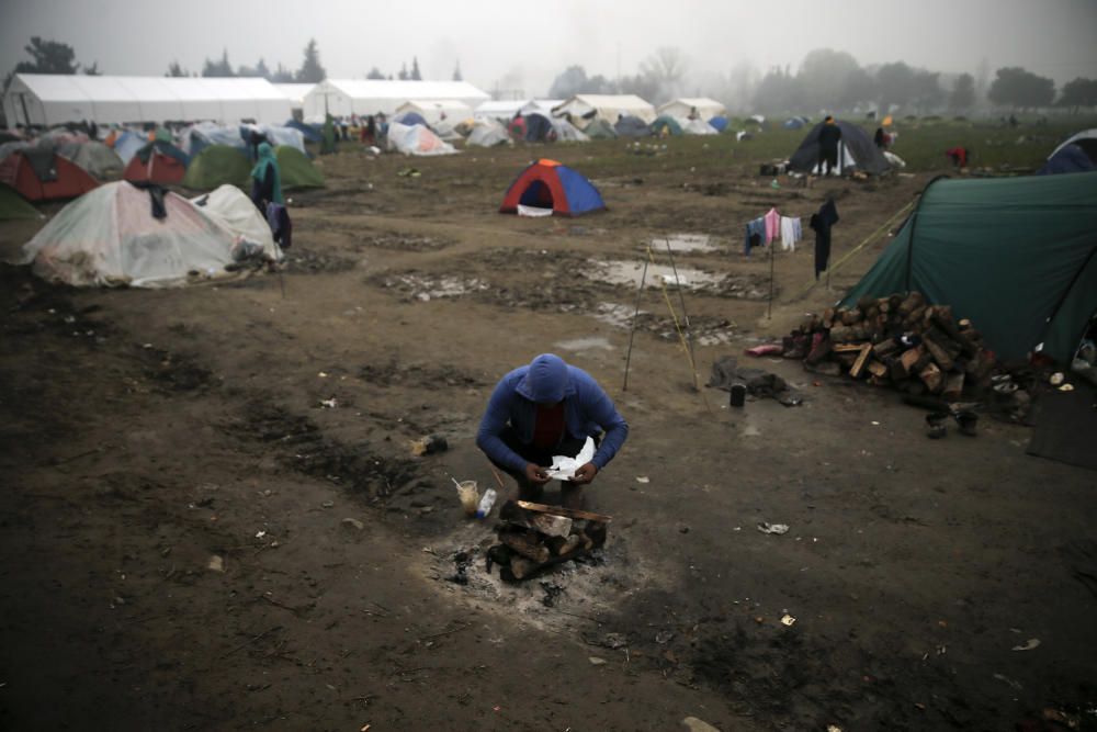 El ministro del Interior griego, Panagiotis Kurumplís, ha dicho que se puede comparar Idomeni "con el campo de concentración nazi de Dachau".