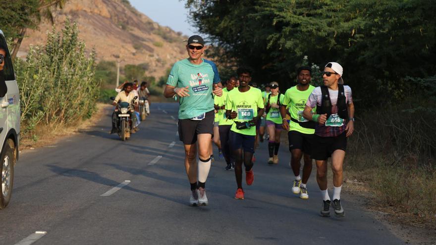 La representación valenciana de la Anantapur Ultramarathon, en Super Running