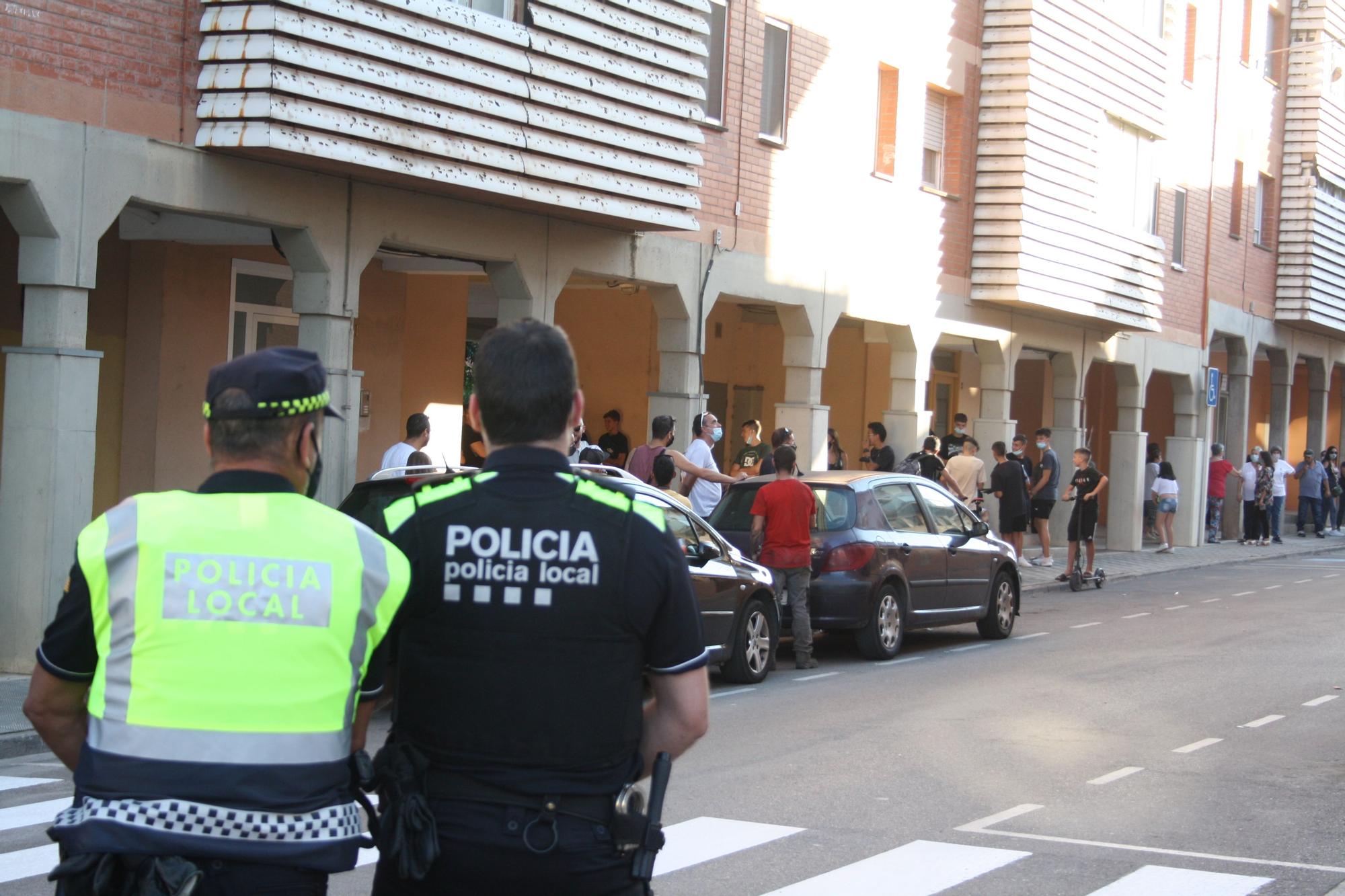 Segon dia de protesta tensa de veïns de Santpedor contra tres okupes