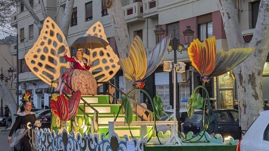 Las fallas de Xàtiva vuelven a aplazar la cabalgata del Ninot