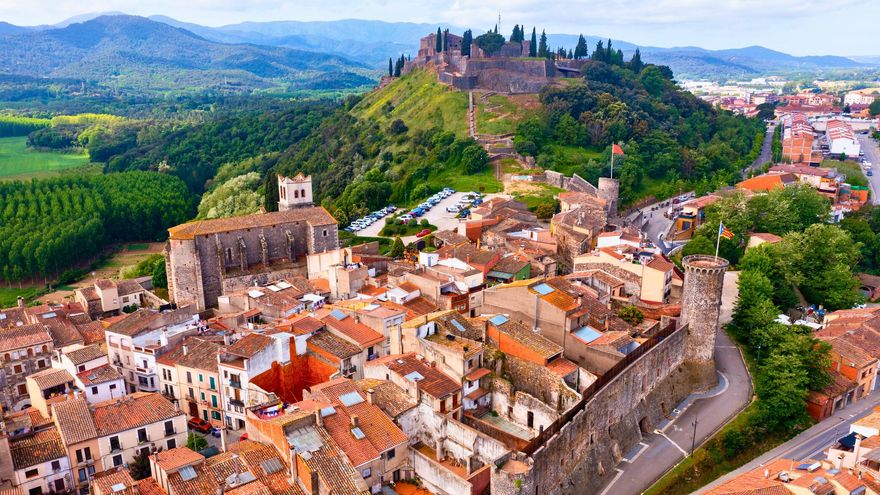 El pueblo más infravalorado de Cataluña es una joya medieval con castillo y vía romana