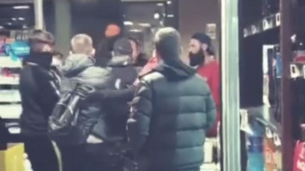 Pelea en un supermercado de Nápoles durante el confinamiento por coronavirus