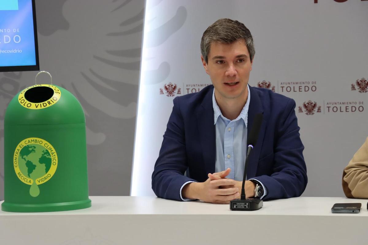 Carlos del Corte (Ecovidrio), durante la presentación del día de hoy