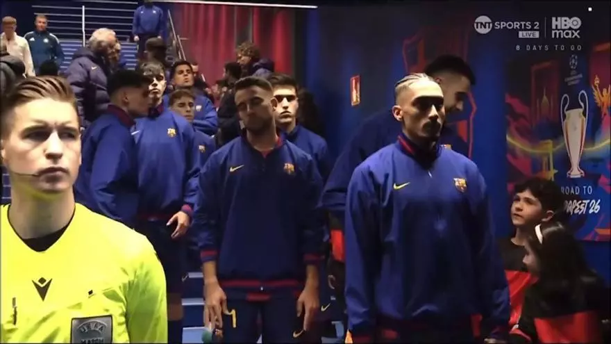 Así se veían los tres delanteros titulares del barça minutos antes del partido de Champions contra el New Castle