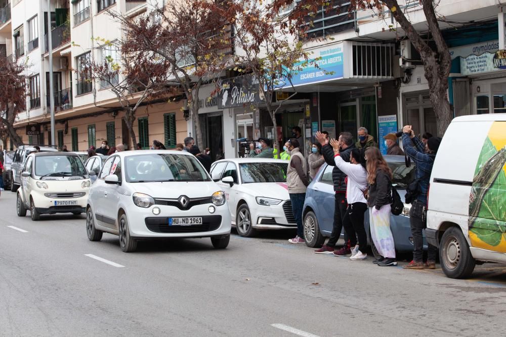 La caravana ha salido las 11 horas del ''parking'' del Pare Josep Manxarell de es Gorg, en Vila