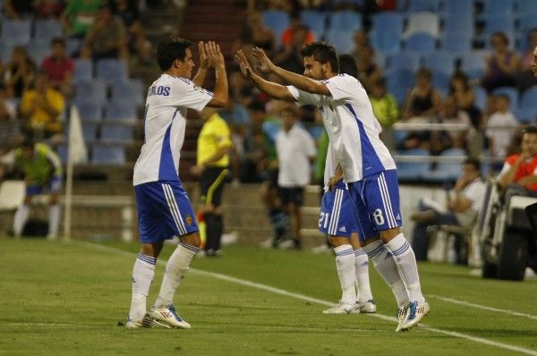 El Real Zaragoza logra el trofeo 'Carlos Lapetra' en la tanda de penaltis