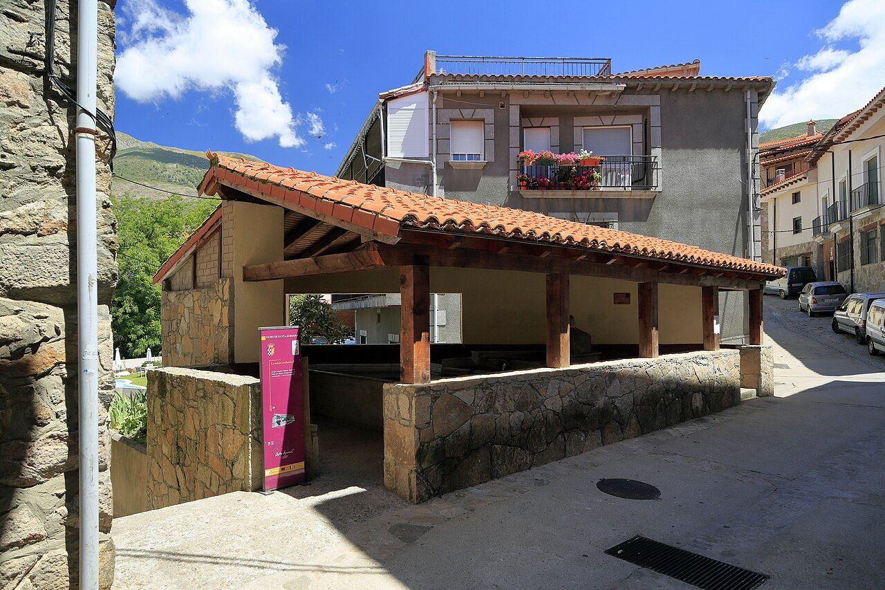 El lavadero público de Guijo de Santa Bárbara