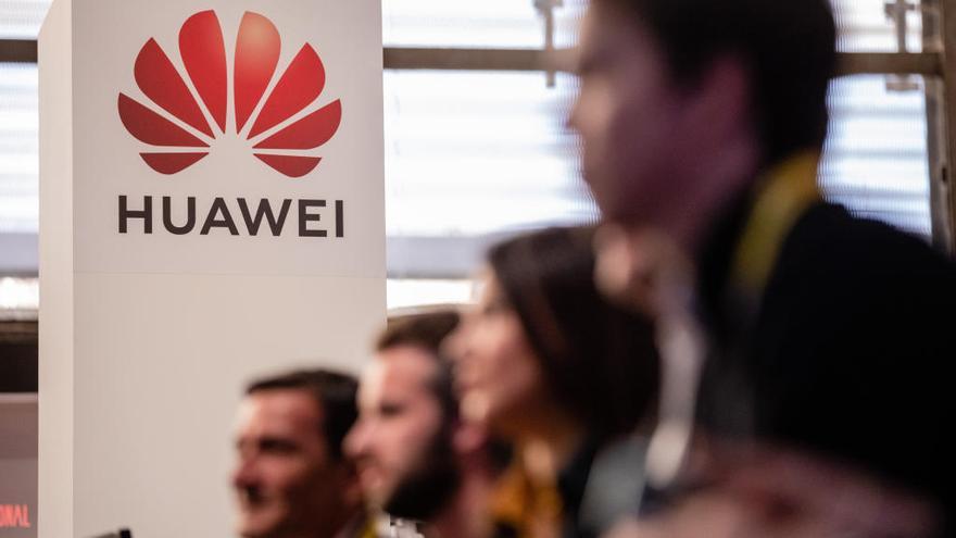 El logo de Huawei, en un evento tecnolÃ³gico en ParÃ­s.