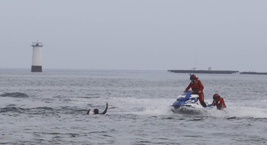 Así fue el rescate de película en Monteferro y Praia América