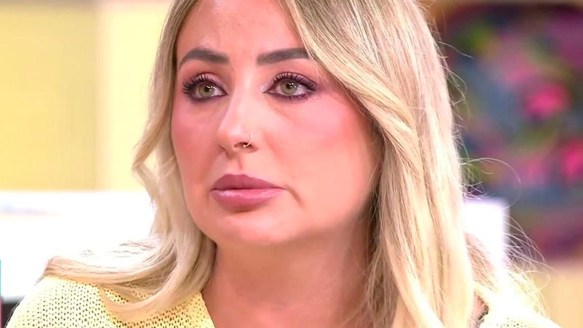 Comunicado de Rocío Flores, que se rompe tras el fallecimiento: "Es verdad que me da mucha pena, yo me he criado con ella, la mayor parte de mi tiempo la he pasado con ella"