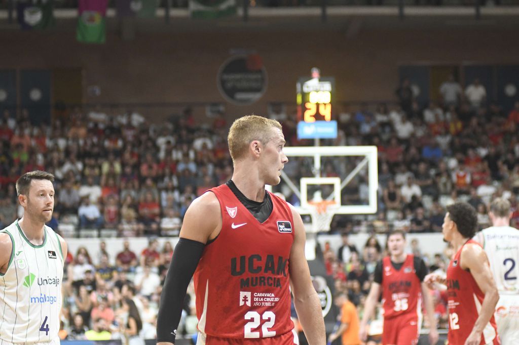 Todas las imágenes de la semifinal de la Supecopa entre el UCAM Murcia y el Unicaja