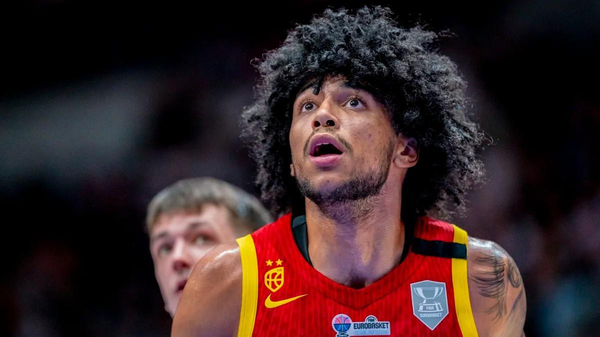 Izan Almansa played the last games of the FIBA windows under the orders of Sergio Scariolo