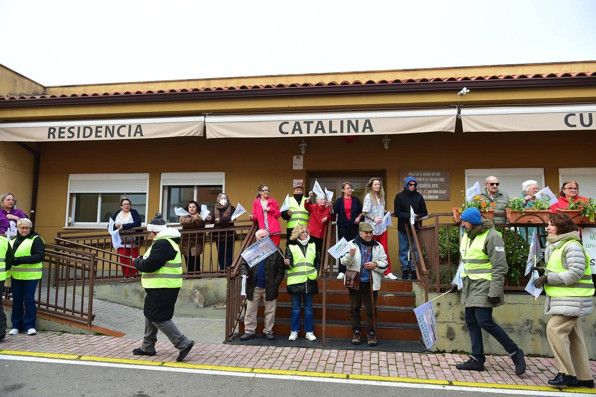 La manifestación contra el cierre de la Central Nuclear de Almaraz, en imágenes