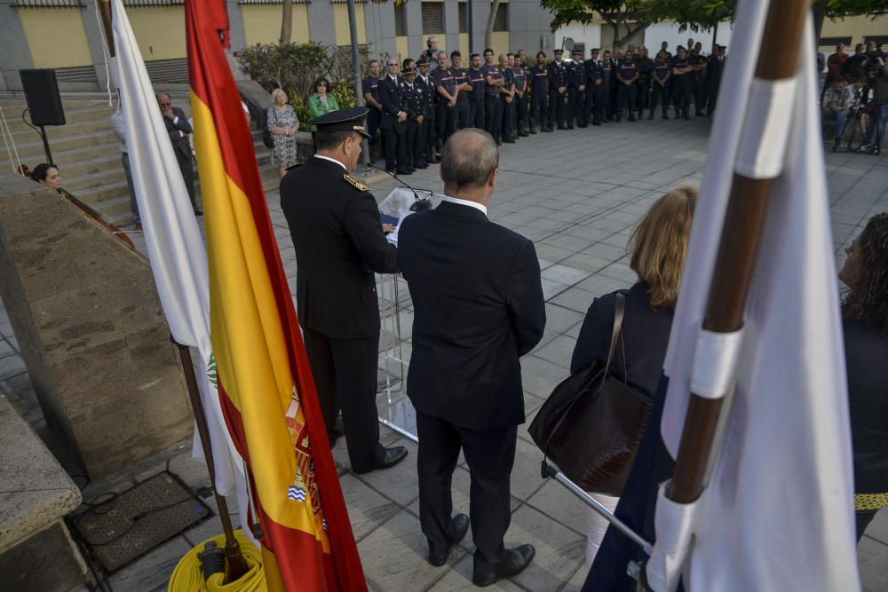 Homenaje a los bomberos fallecidos