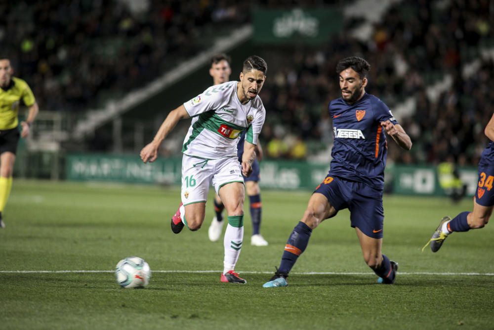 Las imágenes del Elche-Málaga.