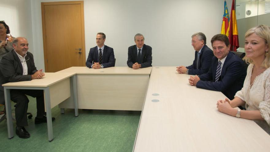 Un momento de la reunión mantenida en la Audiencia Provincial