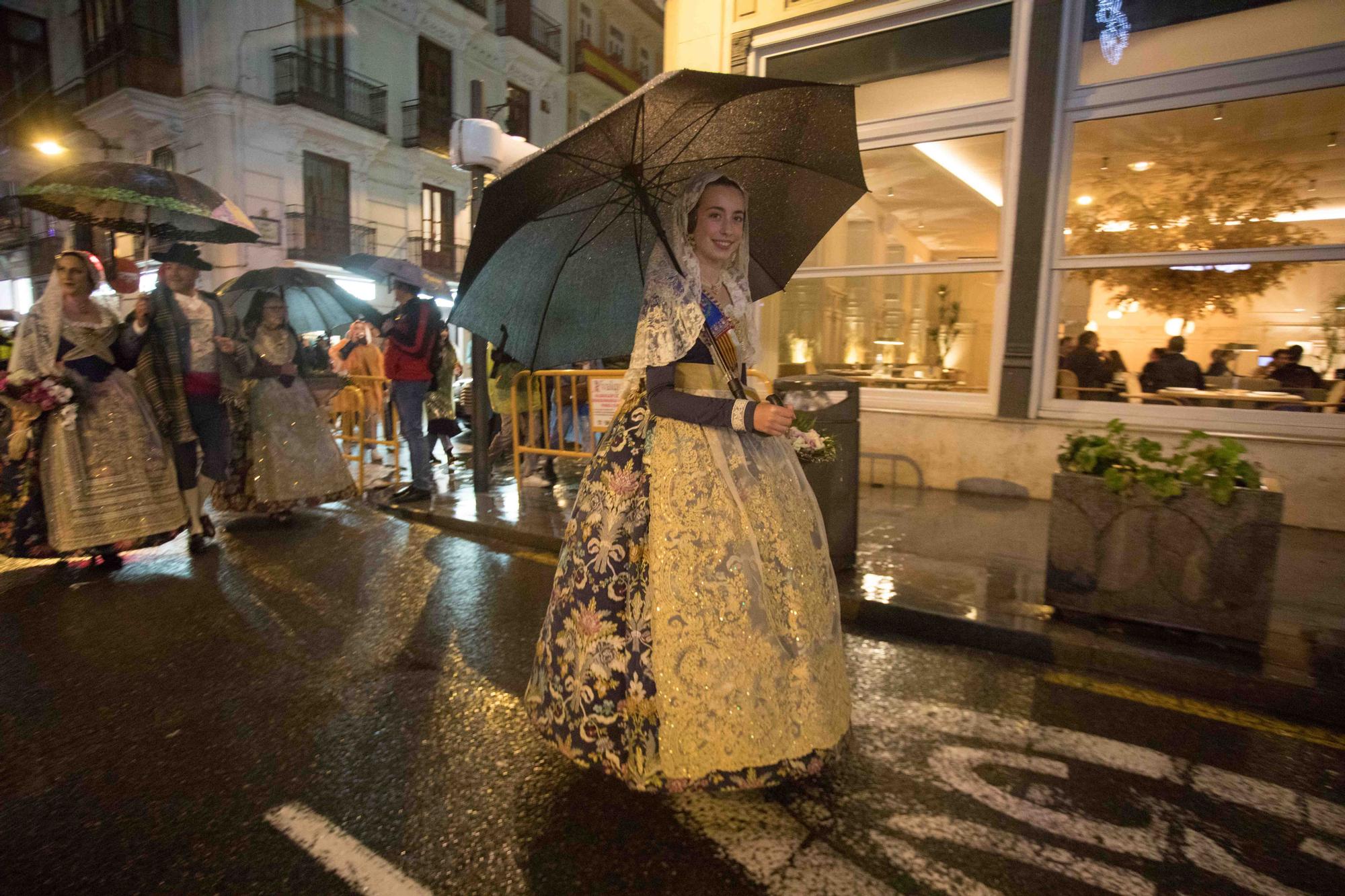 La fallera mayor infantil llega a la Mare de Déu