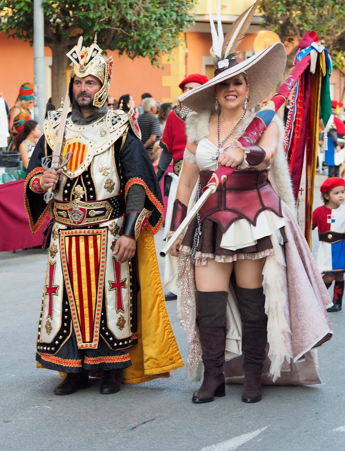 Las mejores imágenes de la Entrada Cristiana y la Embajada de los Moros y Cristianos de Agost