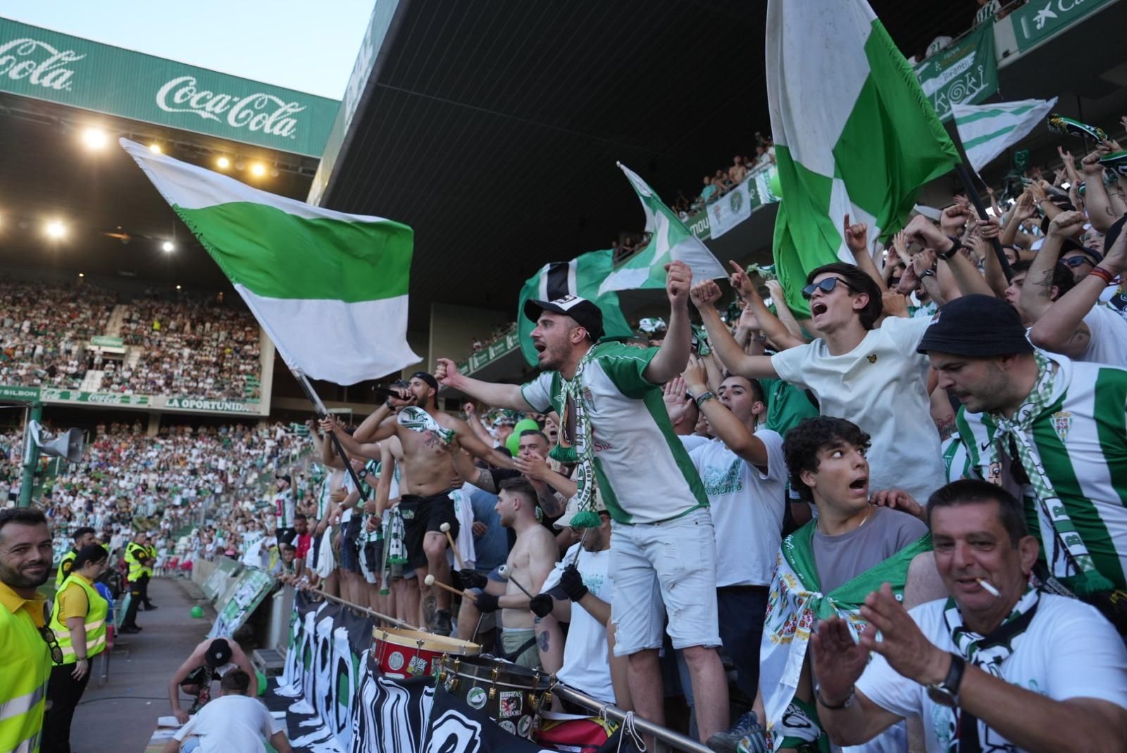 Córdoba CF-Barcelona Atlétic | La afición cordobesista, en imágenes