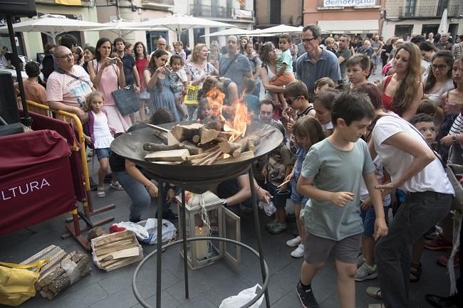 Revetlla Sense Petards a la plaça Major de Manresa